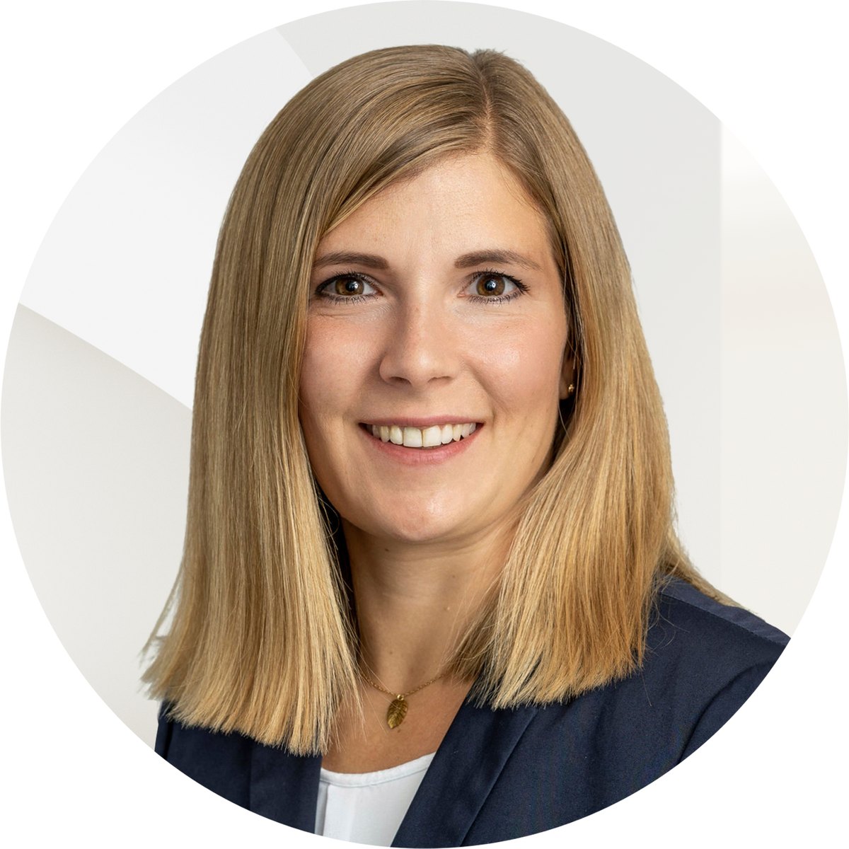 Mia van Ooyen, Immobilienmaklerin in Bonn-Beuel bei Engel & Völkers