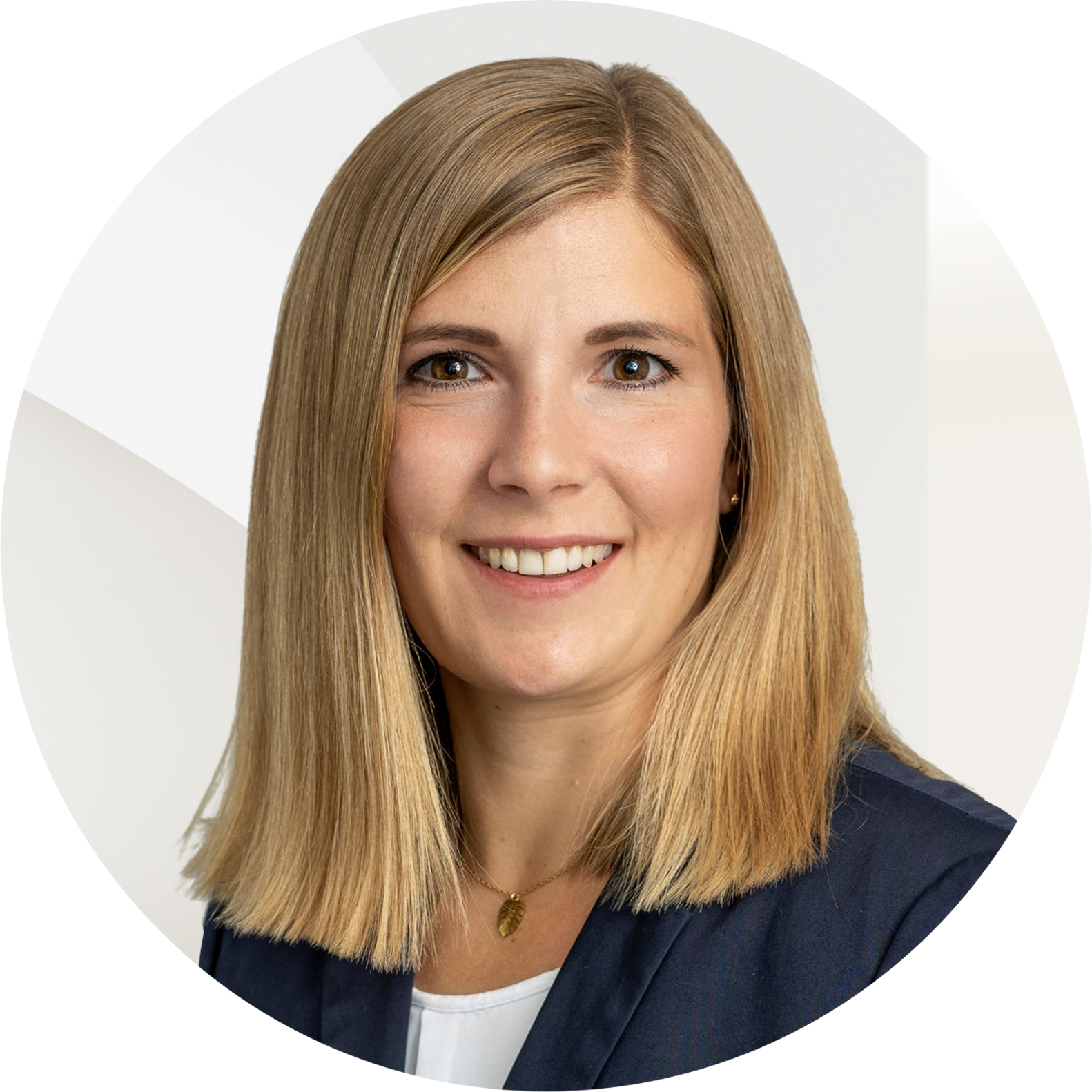 Mia van Ooyen – Immobilienmaklerin in Bonn-Beuel bei Engel & Völkers